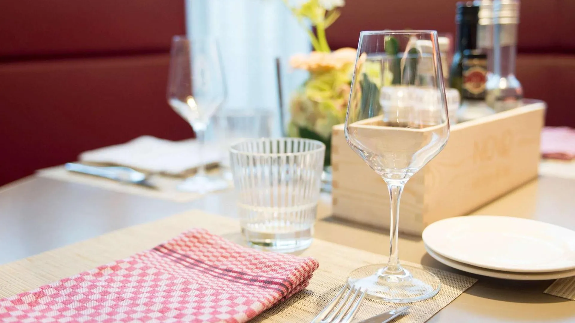 **** Hotel Novotel Rotterdam Brainpark Niederlande
